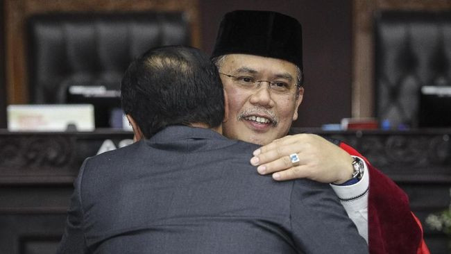 Babak Baru Polemik Pencopotan Hakim Aswanto  