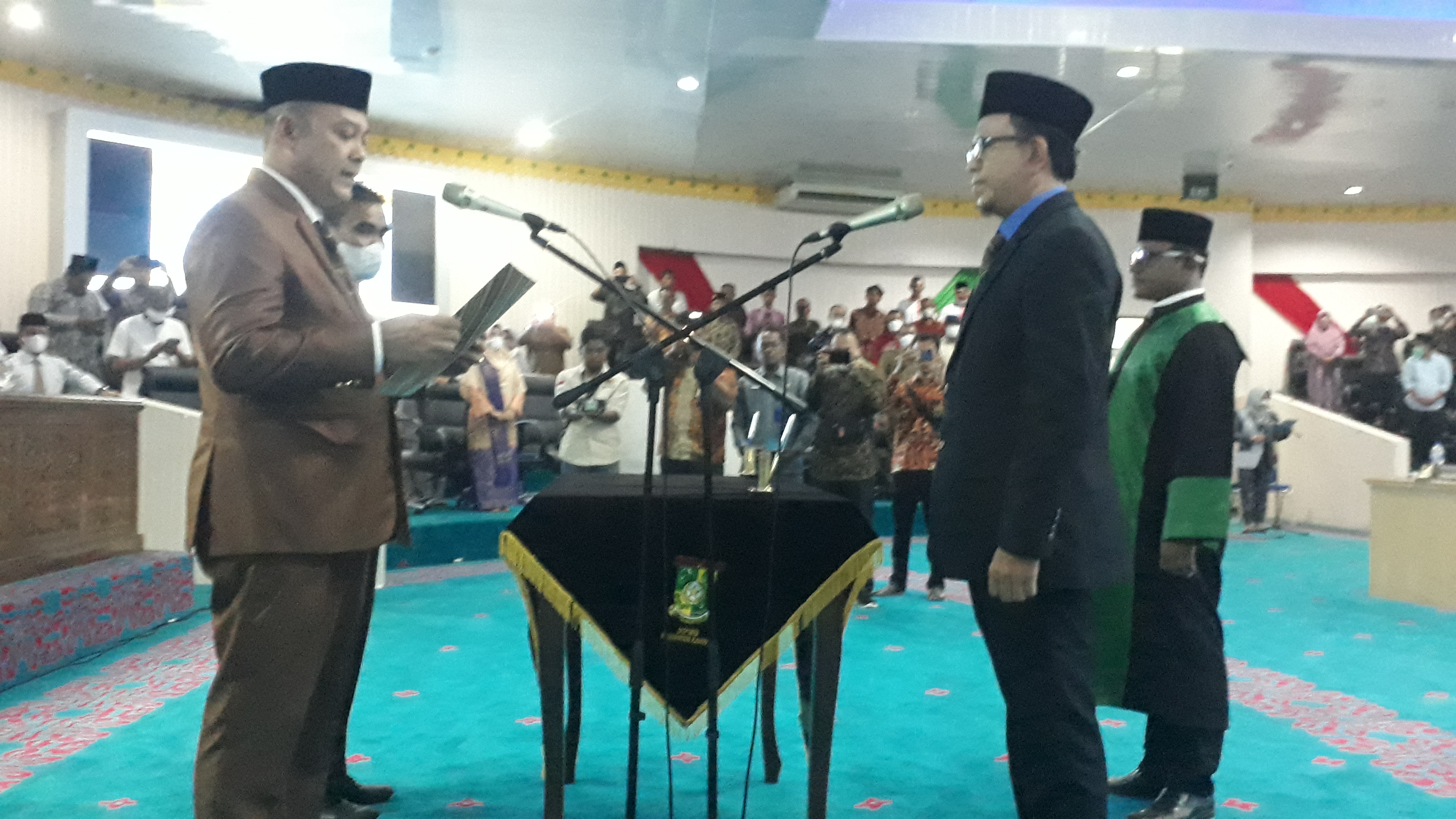 Ketua DPRD Kampar Lantik PAW Anggota DPRD Edi Efrizon PKS Periode 2019-2024