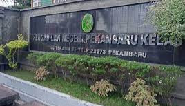 Mantan PJ Kades Mentulik Hanya di Vonis Tiga Tahun Enam Bulan Penjara,Oleh Hakim Tipikor  