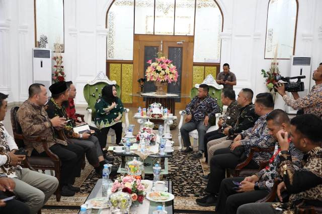 Bupati Bengkalis Menerima Kunjungan Silaturrahmi Ketua Bawaslu
