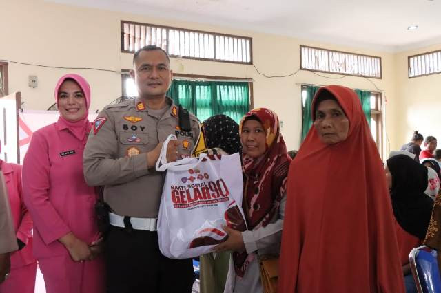 Bakes dan Baksos Alumni Akabri 1990 Bersama Kapolda Riau, Polres Meranti Sediakan Layanan Kesehatan 