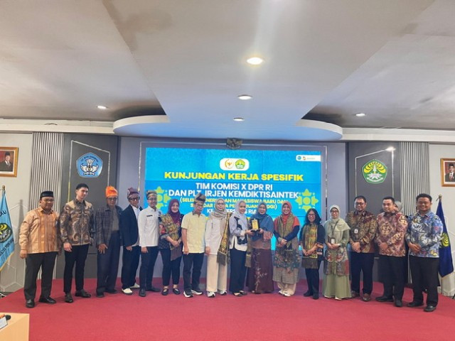 Komisi X DPR RI Serap Aspirasi di Riau, Perkuat Kebijakan SPMB Nasional