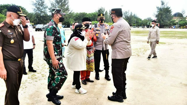 BUPATI_BENGKALIS.jpg