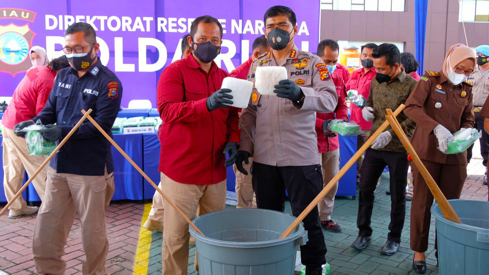 Polda Riau Musnahkan 86 Kilogram Sabu
