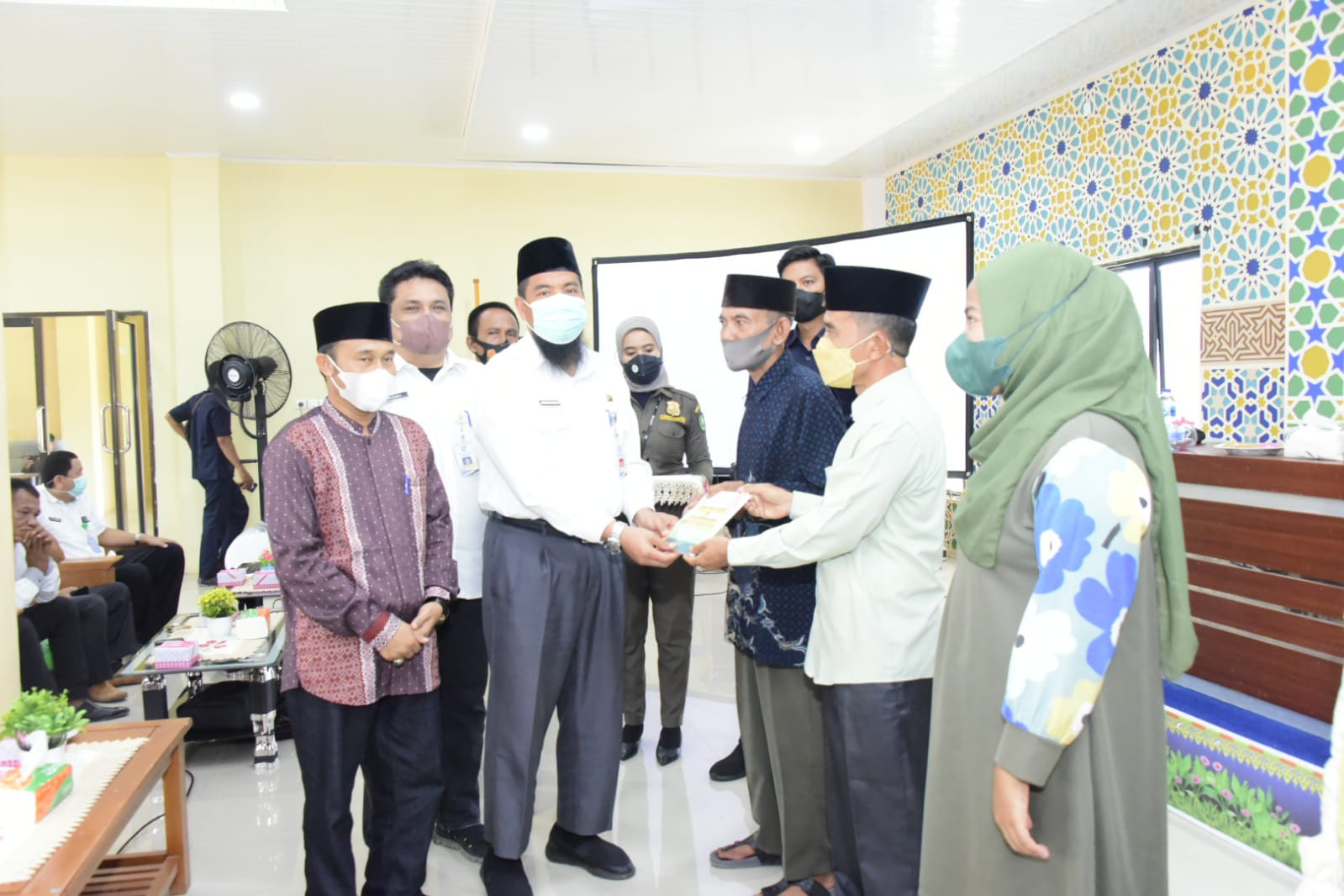 Asisten Pemerintahan Bengkalis Buka Bimtek Amil dan Pendistribusian Zakat