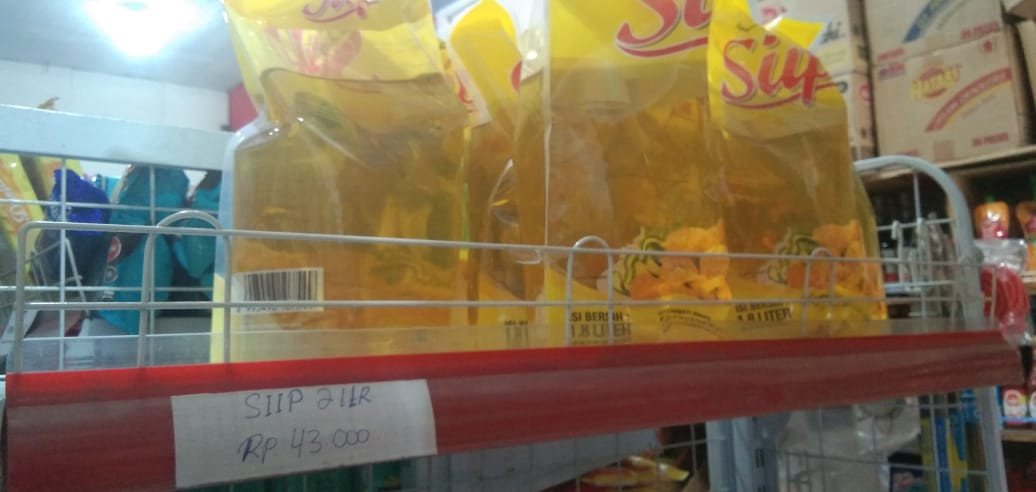 Warga Bengkalis Keluhkan Harga Minyak Goreng 22 Ribu Perliter