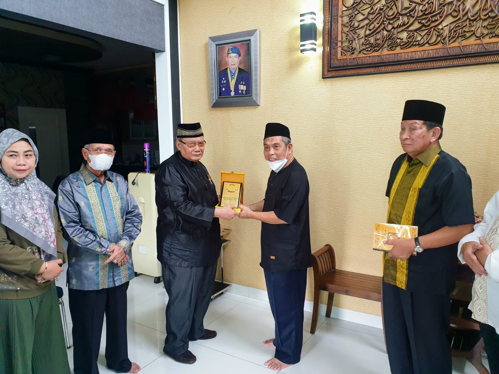 Giliran Kekerabatan Kerajaan Indragiri Dikunjungi Pimpinan LAMR Terpilih 