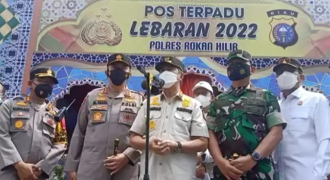 Gubri Tinjau Pos Perbatasan Riau-Sumut Bersama Kapolda Riau