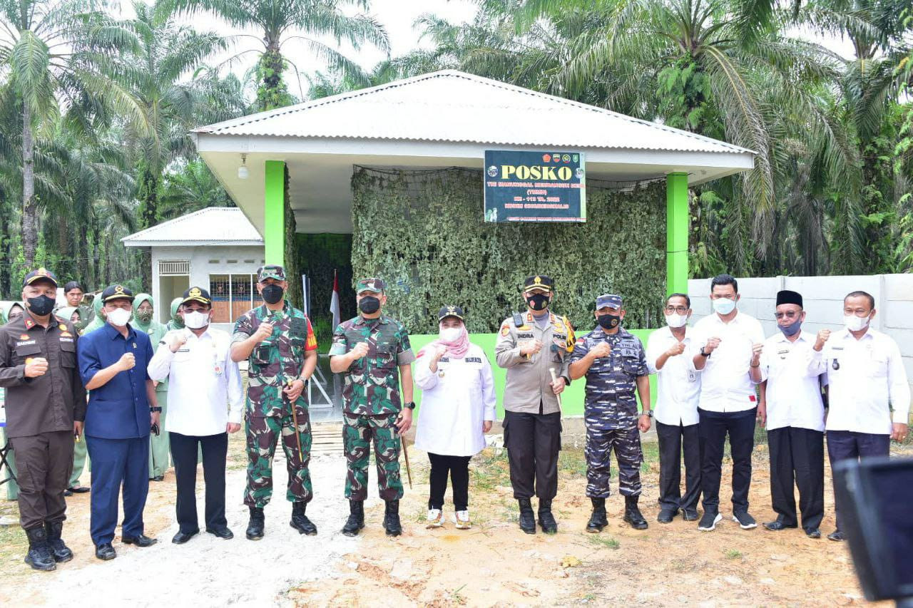 Bupati Bengkalis Resmikan Gedung Serbaguna Nuryah Binti Sontel Desa Muara Basung