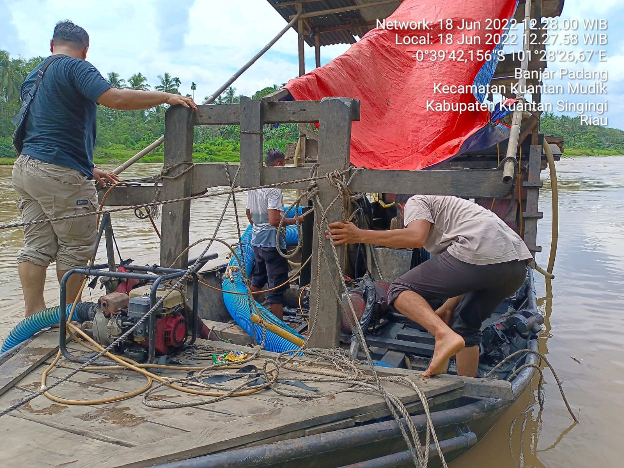 Gerak Cepat, Kapolsek Kuantan Mudik Tindak Aktifitas (PETI )Penambang Tampa Izin