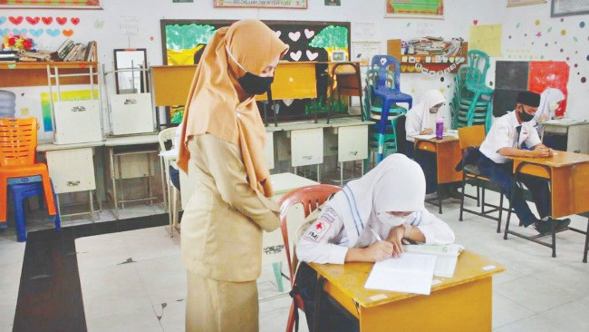 Anak-anak Banyak Terpapar Covid-19, PTM Kah?