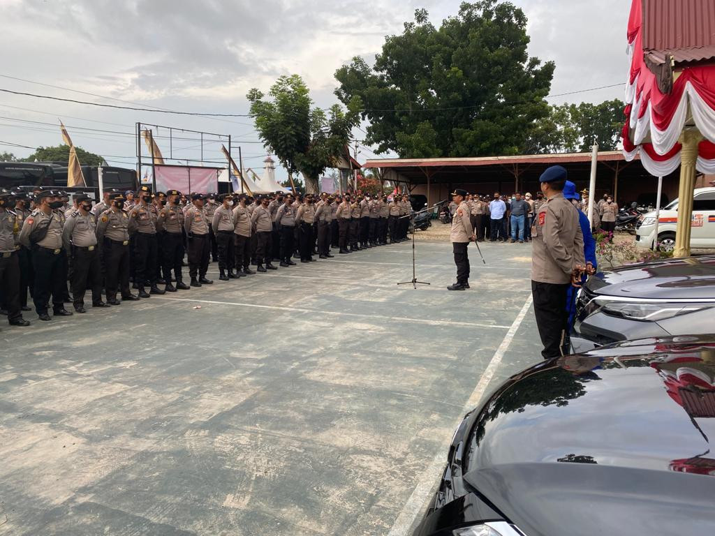 Ratusan Personil Gabungan Siaga Pengamanan Festival Pacu Jalur Kuansing 2022 