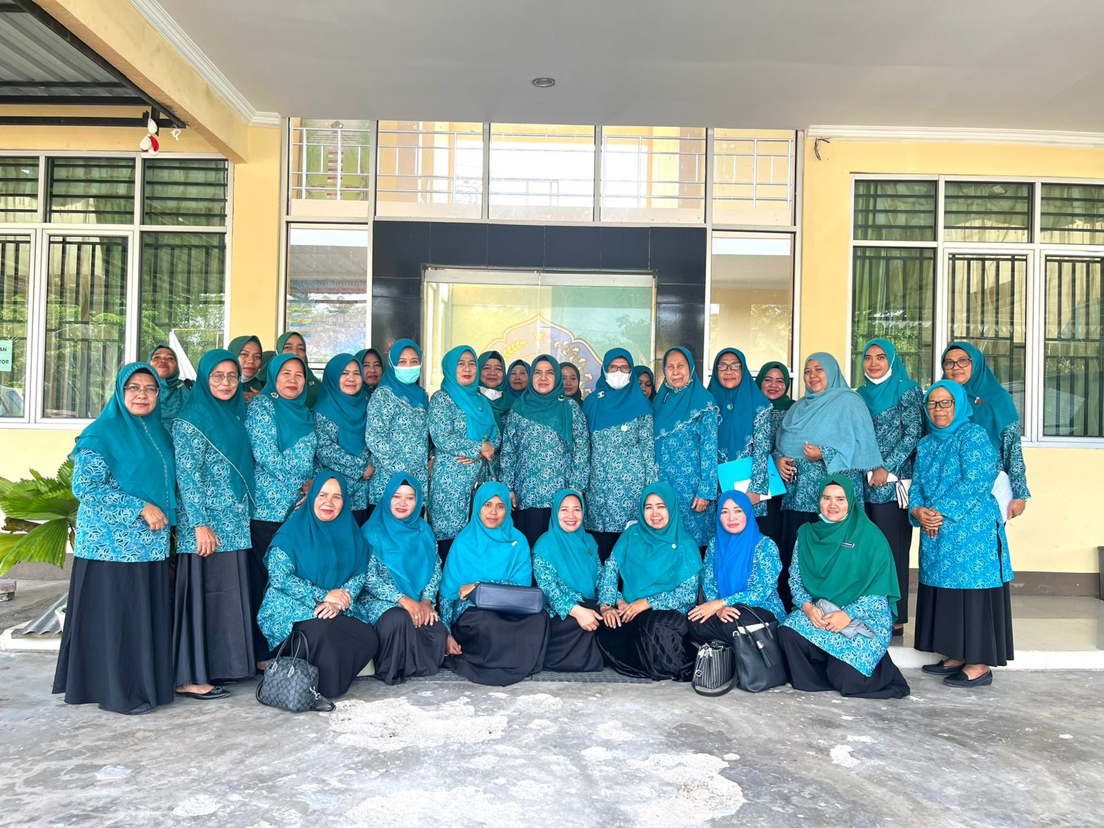 Ketua TP-PKK Kabupaten Kampar Deswita Kamsol Sambut Kunker TP-PKK Riau ke Kampar