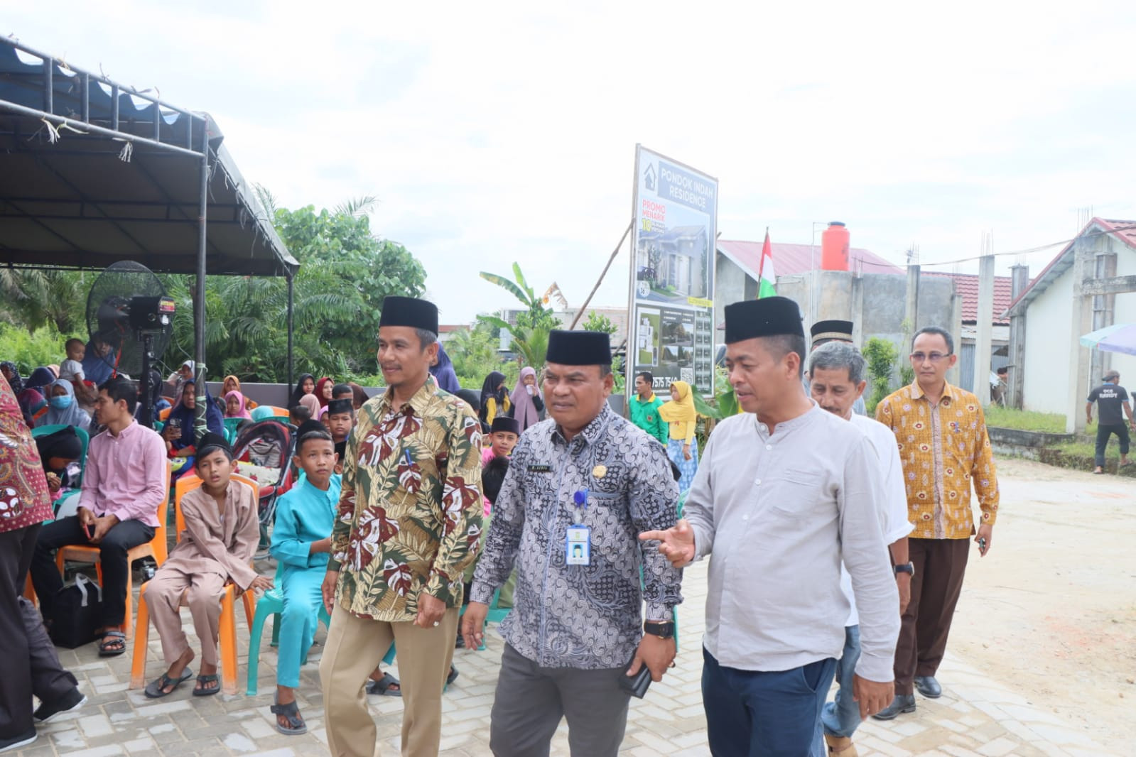 Memeriakan Hari Guru Nasional, Sekretaris Dikpora Kampar Buka Lombo Anak-Anak seDesa Rimba Panjang