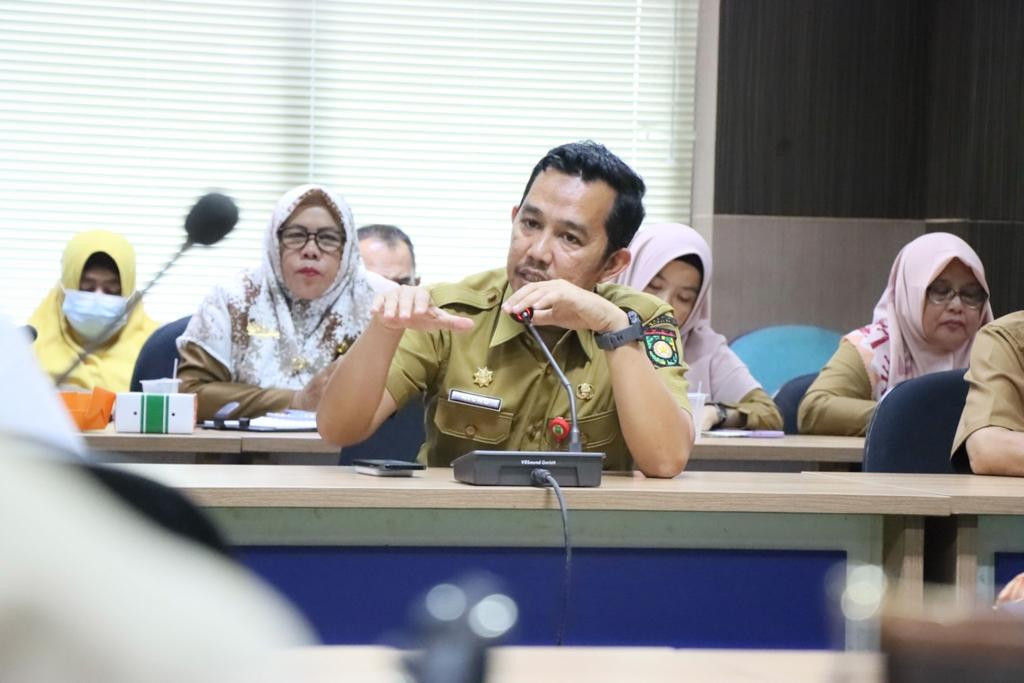 Malam ini, Pemerintah RI Resmi Hentikan PPKM Covid-19. 