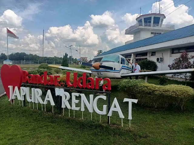 Bandara Japura