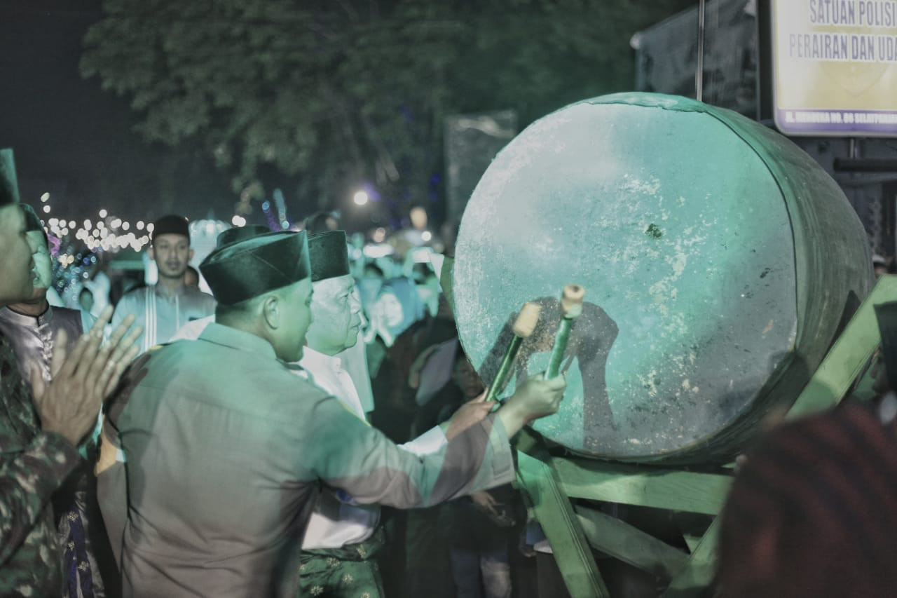 H. Asmar Lepas Pawai Takbir Idul Fitri 2023