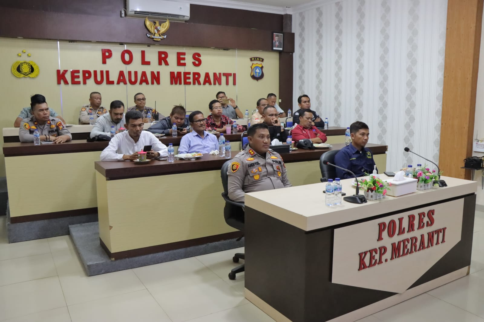 Polres Bersama Wartawan di Meranti 