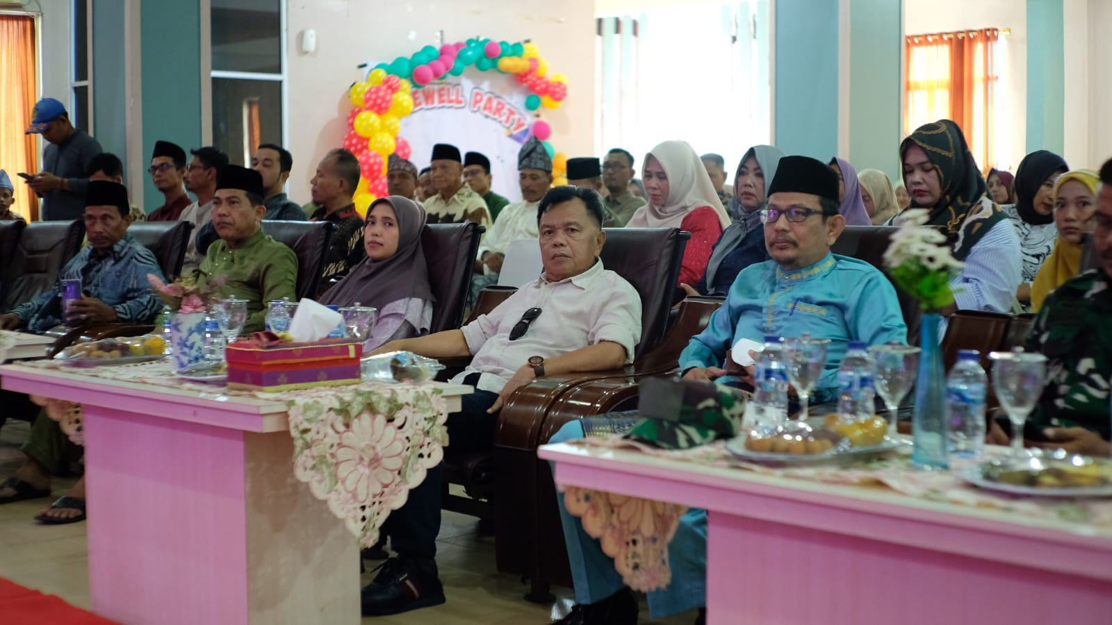 Plt. Bupati H. Asmar Hadiri Perpisahan Siswa SMPN 1 Tebingtinggi