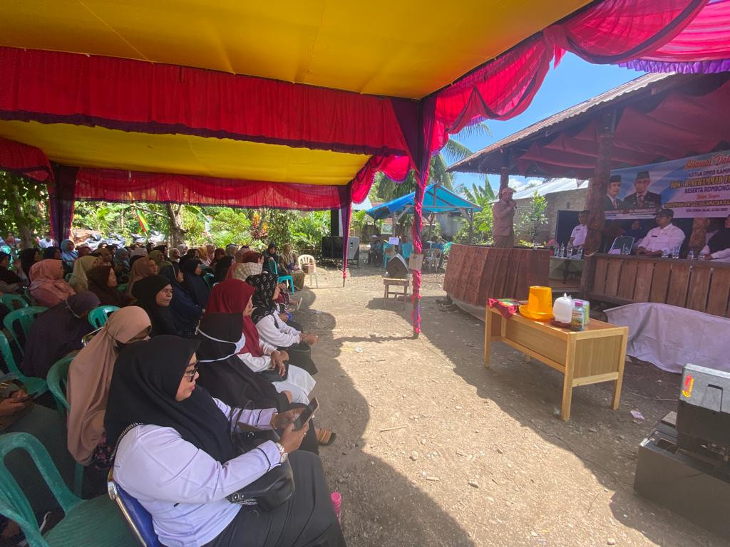 KWT Se Kecamatan Kampar Utara di Resmikan Ketua Dprd Kampar M Faisal