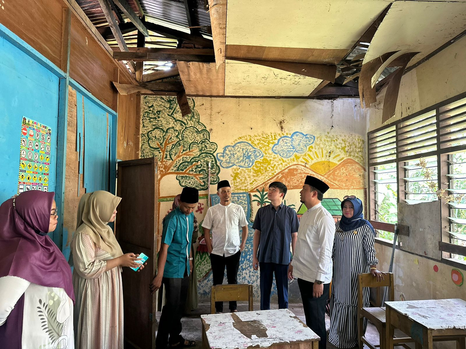 Syahrul Aidi Kunjungi Sekolah Penerima Bantuan Dana Pusat, Salah Satunya Sekolah Parah ini