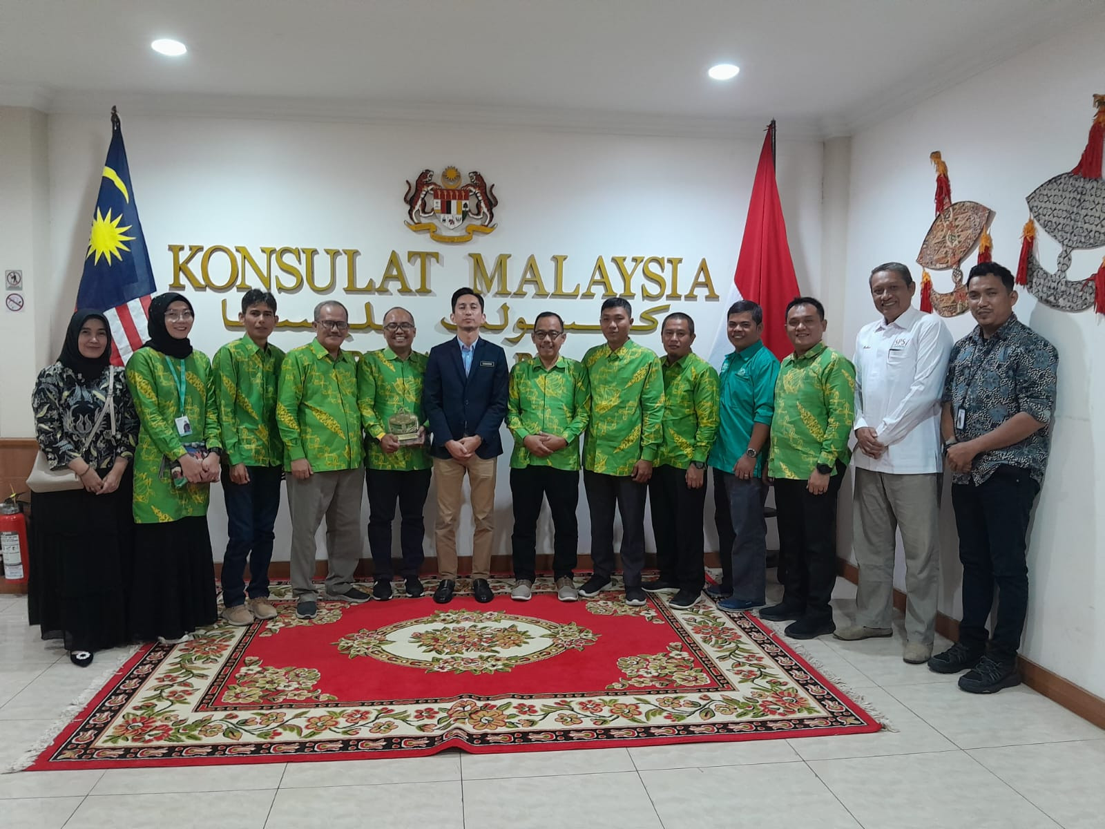 Jalin Keakraban, SPS Riau Bertemu Konsul Malaysia di Pekanbaru Bincangkan Program Media