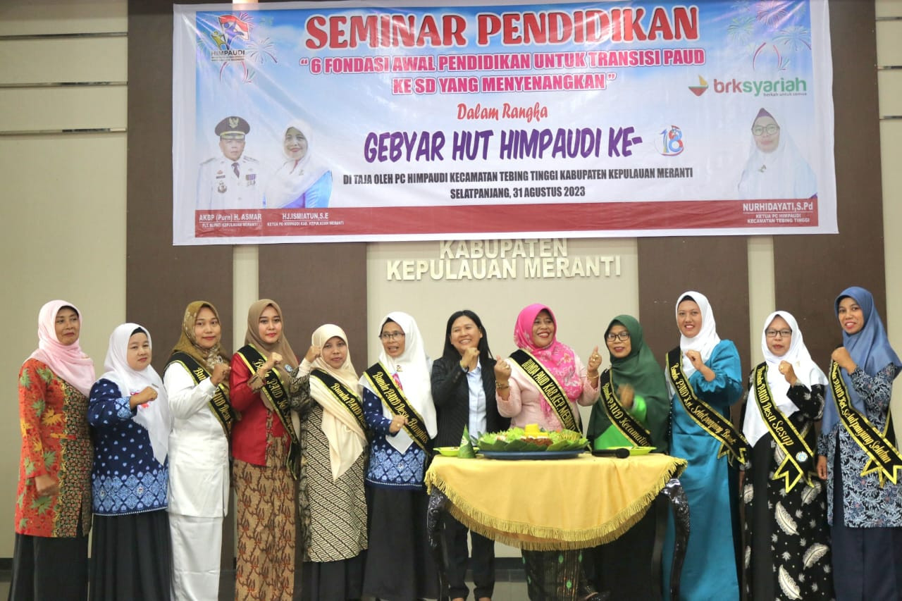 Hadiri HUT Himpaudi, Hj. Ismiatun Minta Gaji Guru PAUD Diperhatikan