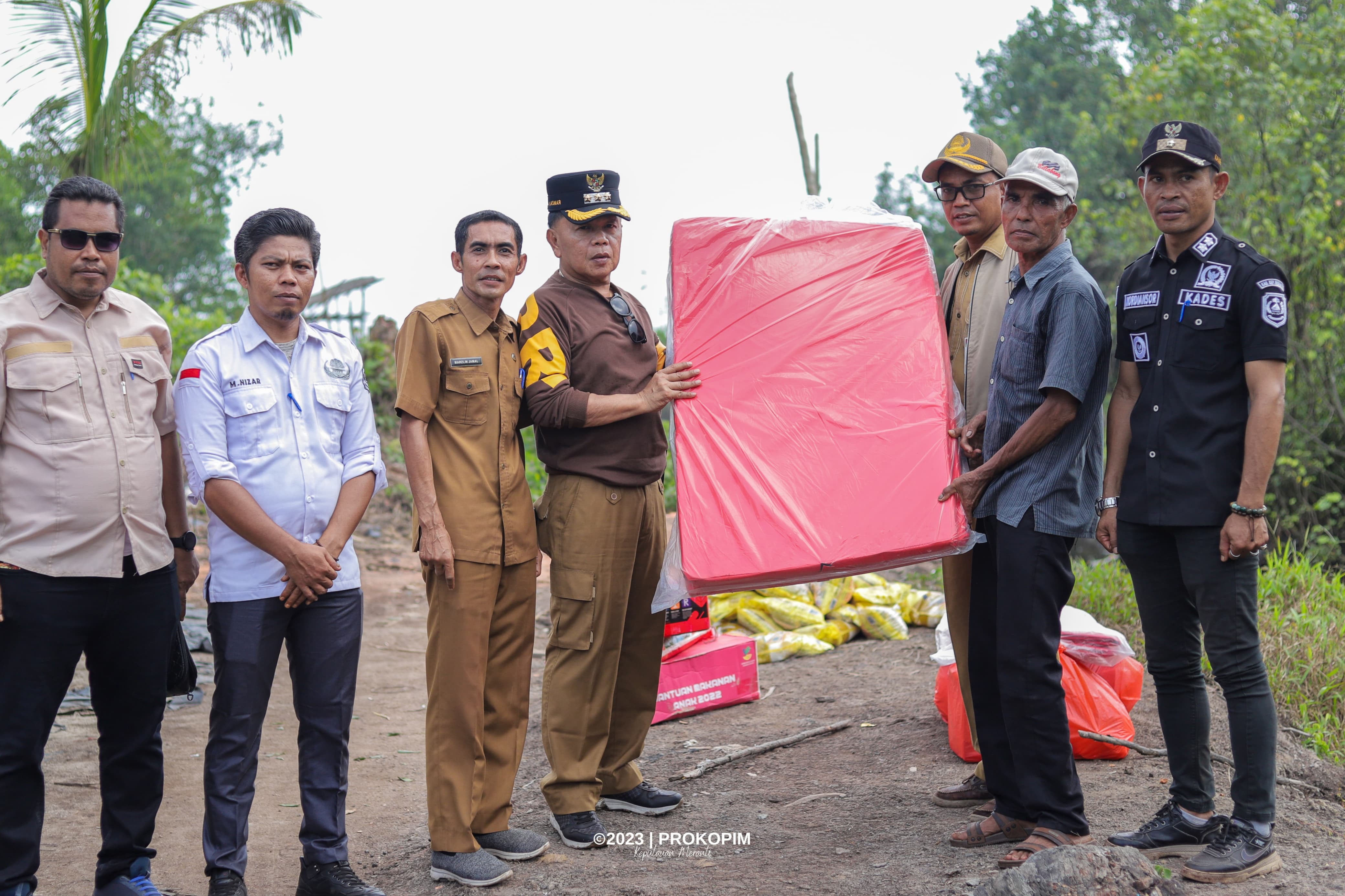 Kunjungi Dusun Nerlang, Plt Bupati Asmar Perintahkan Dinas Terkait Ambil Tindakan
