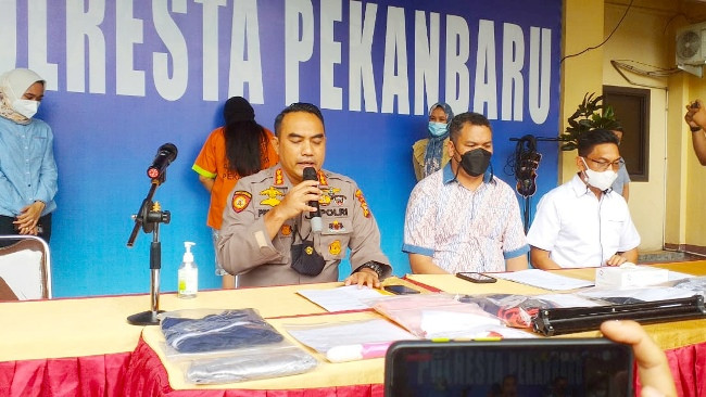 Polisi Tangkap Pembantu Rumah Tangga Live Bugil di Kediaman Majikan