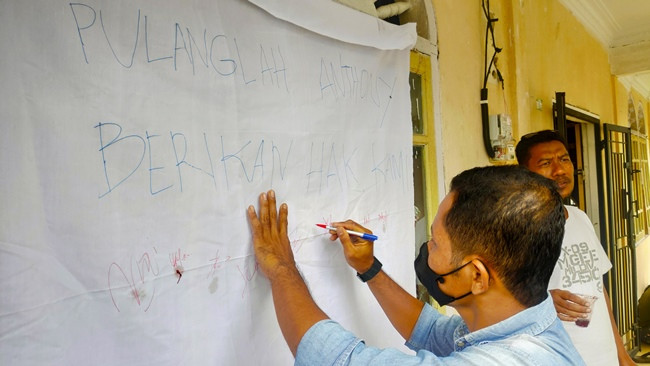 Petani Sawit Kopsa-M Stempel Darah di Atas Tanda Tangan