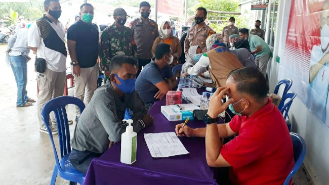 Karyawan PT Tasma Puja Antusias Ikut Vaksinasi