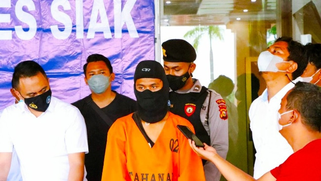 Tersangka Pembunuhan dan Perkosaan Gadis Belia di Siak Terancam Hukuman Mati