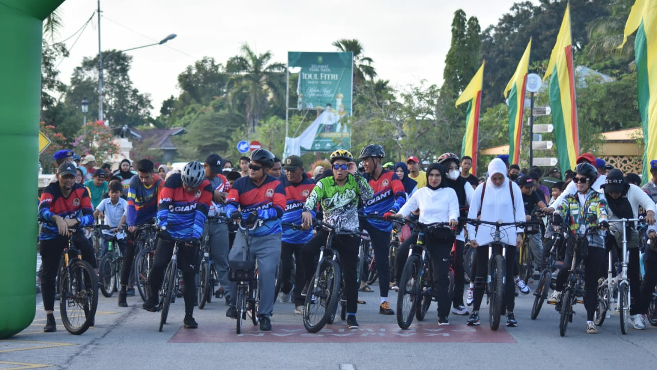 Ratusan Warga Siak Ikuti Fun Bike Sambut Hari Bhayangkara