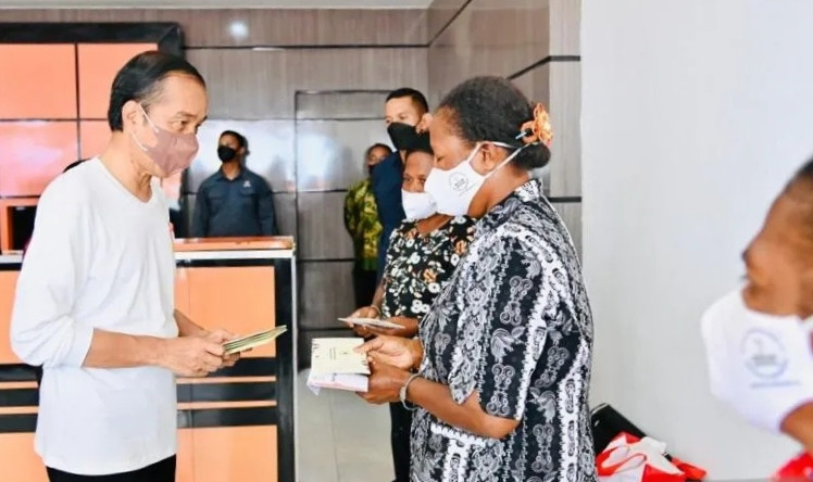 Pemerintah Gelontorkan Rp214 Miliar Untuk BLT BBM Di Papua Barat