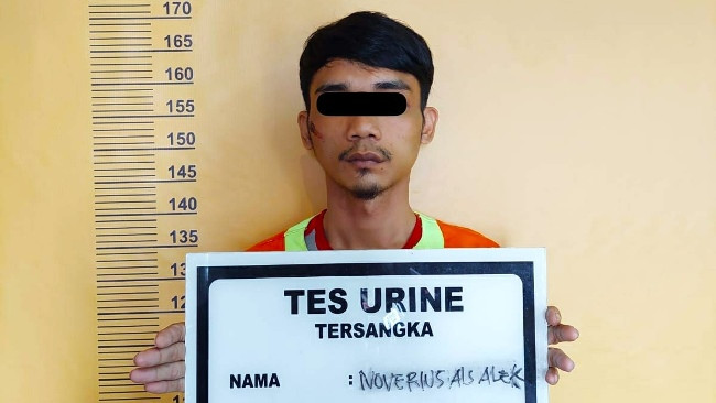 Polisi Tangkap Tiga Penjahat Pencuri Puluhan Telepon Genggam