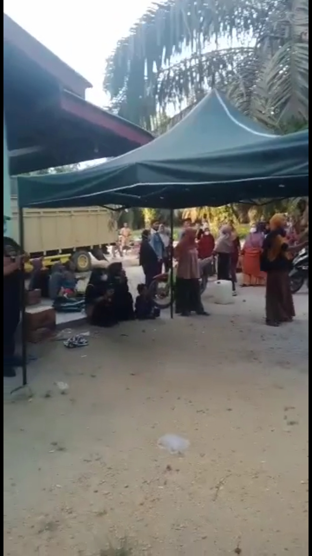 Anggota Koperasi Iyo Basamo di Pukul dan Kantor di Ambil Ahli Oleh Bukan Anggota KUD 