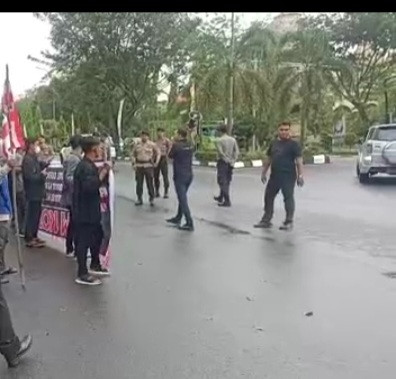 Aksi Forkot Minta PJ Bupati  Kampar, Mengganti Sekda Kampar