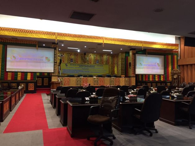 Kedua Kalinya Rapat Paripurna LKPJ Firdaus-Ayat Kembali Ditunda