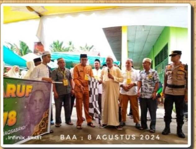 Pawai Akbar Haul Syech Oesman Syahabuddin ke 78 Meriah, Diramaikan Ratusan Santri Pondok Pesantren