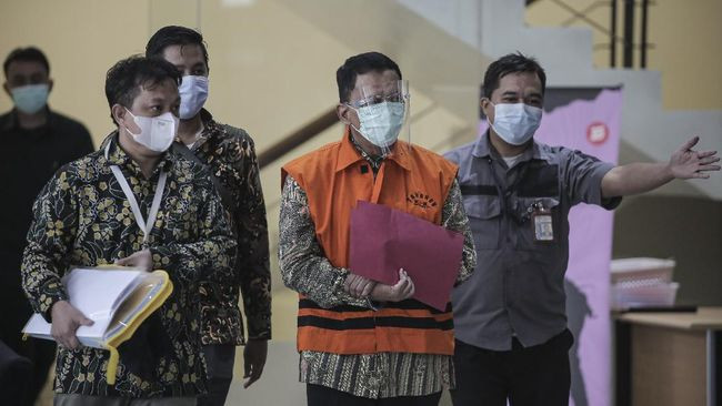 Eks Ditjen Pajak Angin Prayitno Akan Diadili Kasus Gratifikasi & TPPU