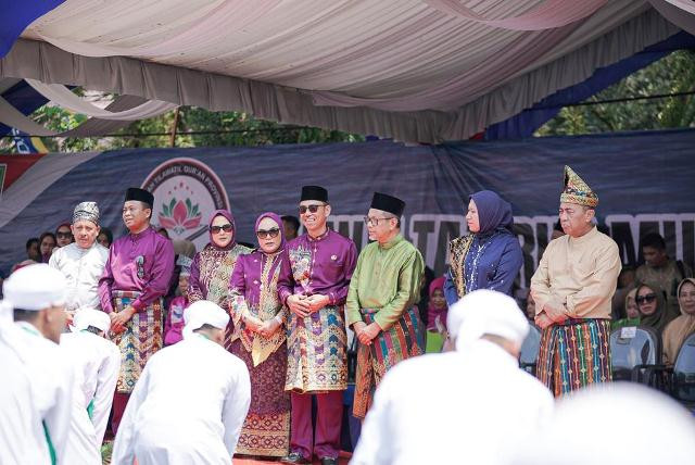 Bupati dan Wabup Rohil Hadiri Pawai Ta