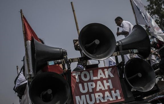 Pemerintah Janji UMP Naik, Tapi Idealnya Berapa