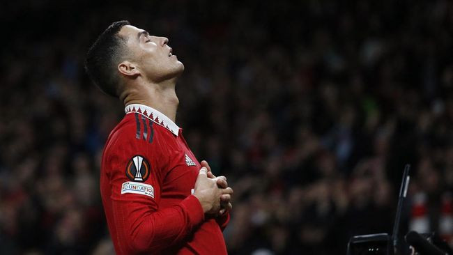 Capello: Ronaldo Berkoar karena Terjepit di MU