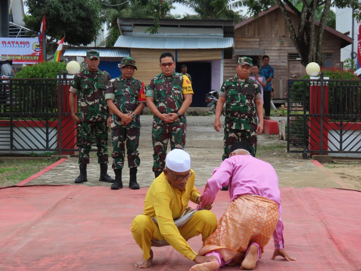 Kunker Waaster KASAD Brigjen Doni Hutabarat Tinjau Lokasi TMMD Ke 115 Kodim 0313/KPR di Teluk Merant