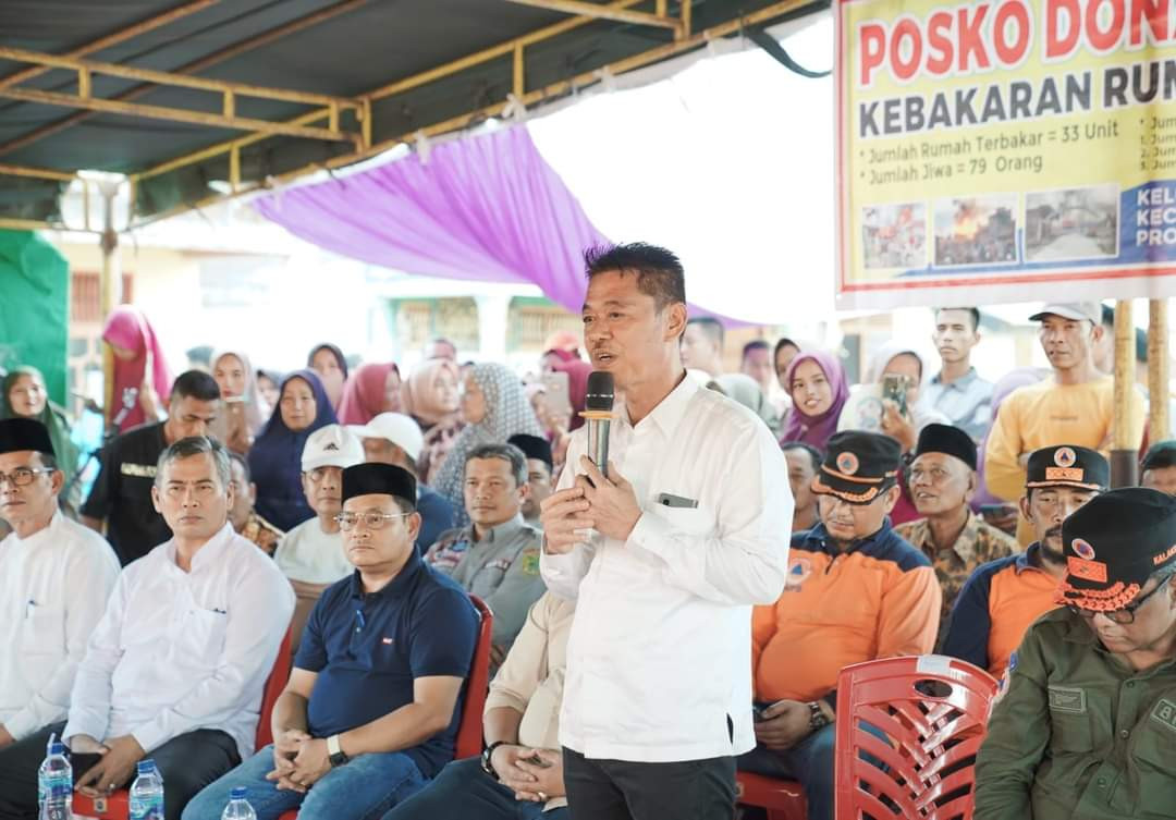 Sumbangi Korban Kebakaran Di Pujud, Ini Yang Disampaikan Afrizal Sintong 