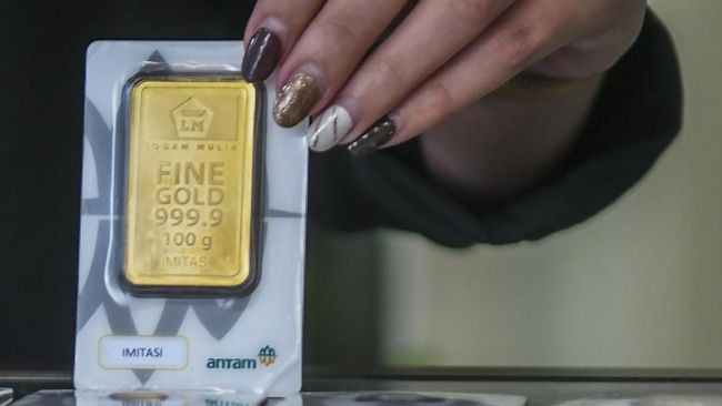 Harga Emas Bangkit di Level Rp961 per Gram Imbas Pelemahan Dolar AS