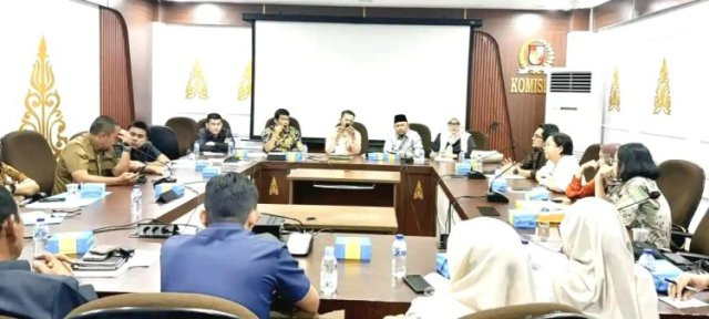 Komisi IV DPRD Hearing Dengan RS Santa Maria dan OPD Pemko