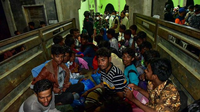 UNHCR Bersyukur RI Tampung 233 Rohingya usai Terapung di Laut Sebulan