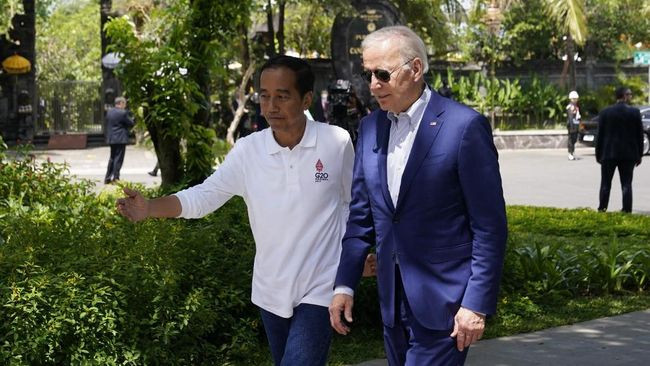 Pemimpin G20 Kompak Berbaju Putih di Bali, Biden Pakai Jas Biru