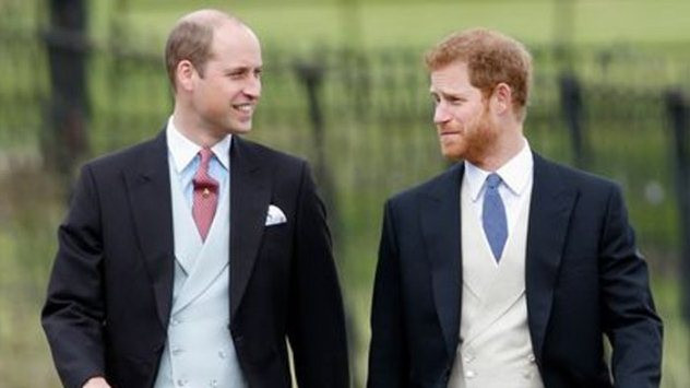 Pangeran William Anggap Harry Menghina Ratu Elizabeth